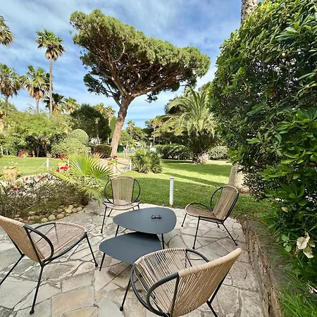 La Badine 5p Piscine Clim Jacuzzi Parc Luxuriant Aparthotel Hyeres